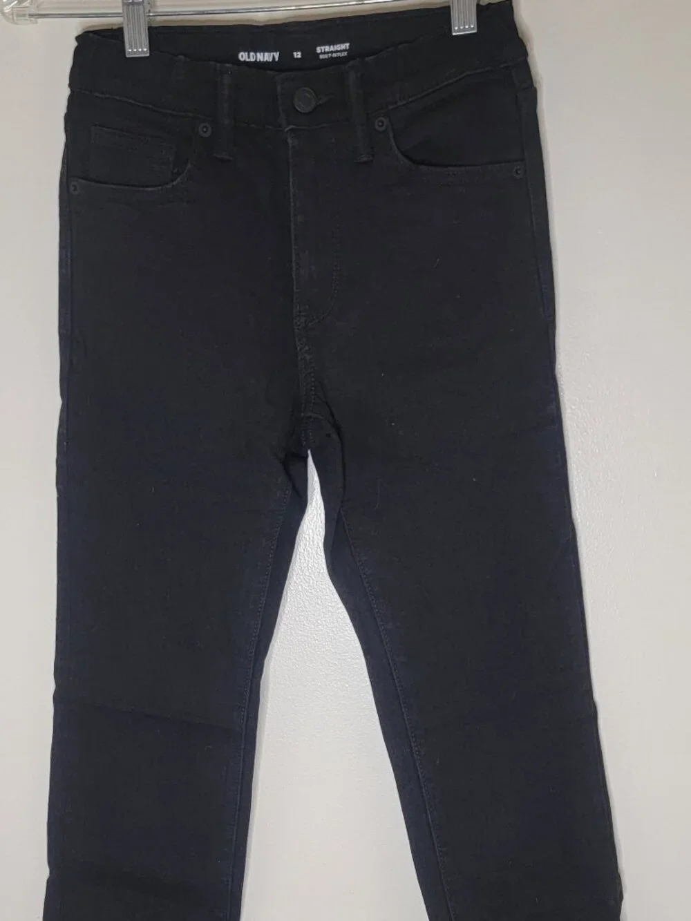 New/Never Worn Old Navy Straight Built-In Flex Black Denim Jeans Size 12